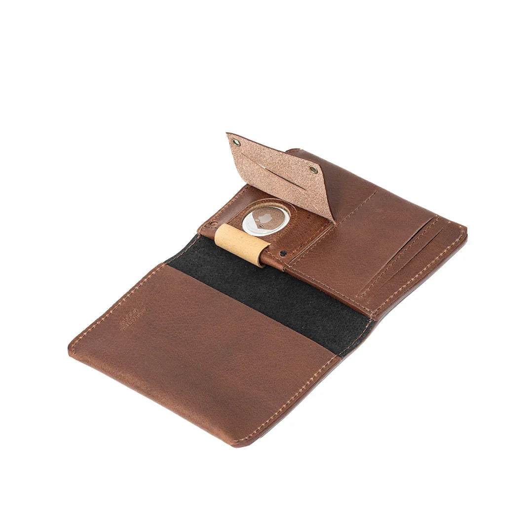Leder AirTag Passport Holder - nature-leather.de