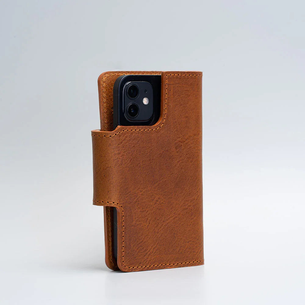 Lederhülle mit Magsafe 1.0 - nature-leather.de